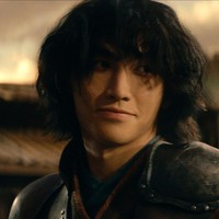 Karakter Jet digambarkan sebagai pemimpin kelompok pemberontak yang melawan Negara Api. Pembawaannya tengil, rebel, tapi berani dan jagi strategi. Jet diperankan oleh aktor muda bernama Sebastian Amoruso. Foto: Instagram/@sebastianamoruso