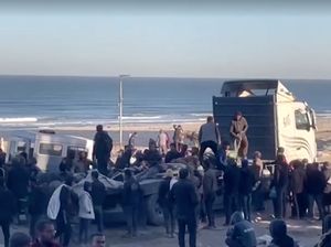 Dunia Kecam Israel Buntut Tembaki Warga yang Ambil Bantuan di Gaza