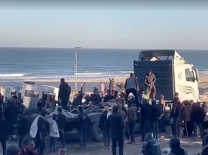 Dunia Kecam Israel Buntut Tembaki Warga yang Ambil Bantuan di Gaza