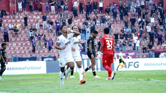 Supriyadi dan Rohid Chand