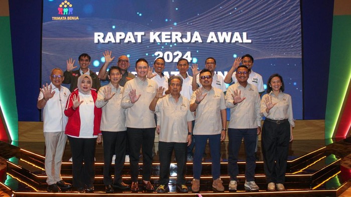 PT Trimata Benua, perusahaan pertambangan batubara terkemuka di Sumatra Selatan optimis mampu mengejar target produksi batubara sebesar 5 juta ton tahun ini yang telah disetujui oleh Kementerian Energi dan Sumber Daya Mineral.