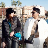 Walaupun masih terlihat sedikit malu-malu saat berpose bersama, namun keduanya sukses bikin gemas. Diketahui sebelum berpacaran dengan Aaliyah, Thariq sendiri sempat menjalin kasih dengan Fuji. Hal itu yang kemudian membuat beberapa netizen kerap membanding-bandingkan Aaliyah dengan Fuji. Foto: Instagram/@thariqhalilintar/@aaliyah.massaid