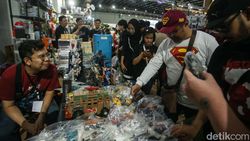 Berkunjung ke Jakarta Toys & Comics Fair 2024 Berkunjung ke Jakarta Toys & Comics Fair 2024