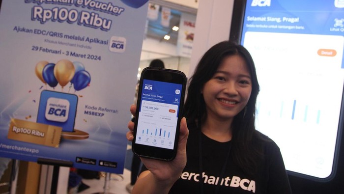 BCA meluncurkan aplikasi Merchant BCA. Aplikasi ini didesain sebagai solusi terdepan yang dirancang untuk memberdayakan bisnis dari berbagai skala, termasuk UMKM.