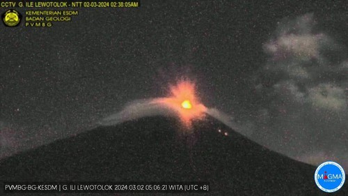 Erupsi Gunung Ile Lewotolok, Sabtu (2/3/2024).