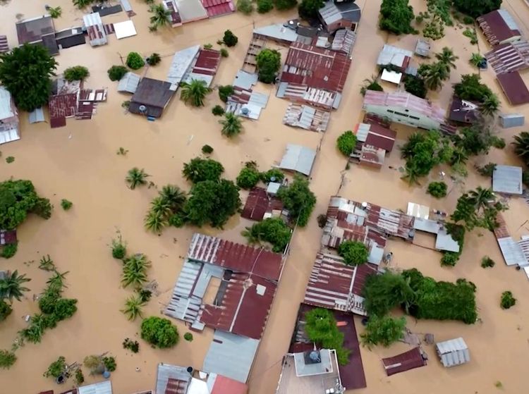 Foto Udara Banjir Bandang Terjang Bolivia