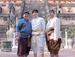 Kim Seon Ho Tampil Gagah Bak Pangeran Thailand, Comeback Lewat Variety Show