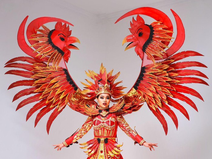 Kostum Finalis Puteri Indonesia Asal Sulsel