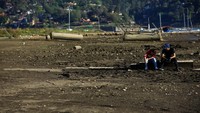 Bendungan Valle de Bravo mengaliri Sistem Cutzamala, jaringan infrastruktur yang menjadi sumber air bagi sekitar 6 juta orang yang berjarak dua jam perjalanan di Mexico City dan sekitarnya. Hal ini disebabkan oleh penurunan tajam kadar air di tengah populasi yang terus bertambah dan berkurangnya curah hujan.