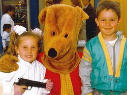 Potret Badut Anak-anak yang Menyeramkan Bikin Takut