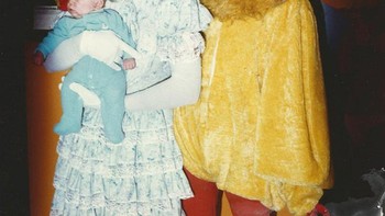 Badut jaman dulu tampangnya serem-serem ya. Foto: sadanduseless