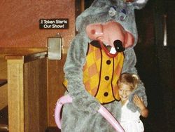 Potret Badut Anak-anak yang Menyeramkan Bikin Takut