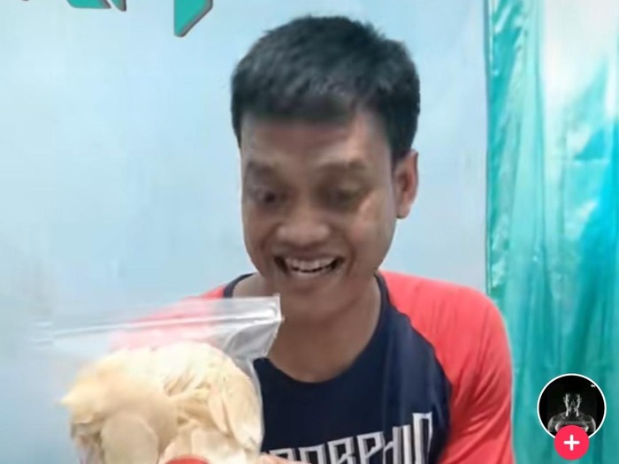 kurnia meiga mantan kiper timnas indonesia