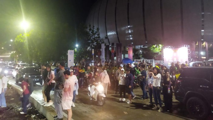 Lalin depa JIS macet saat bubaran konser Ed Sheeran
