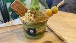 Waffle Topping Es Krim Matcha Asli Jepang Ada di Gading Serpong