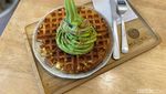 Waffle Topping Es Krim Matcha Asli Jepang Ada di Gading Serpong