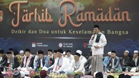 Oleh karena itu, Kiai Anwar Iskandar menyampaikan, melalui Tarhib Ramadan ini, MUI mengajak kepada seluruh umat Islam untuk mengisi Ramadan dengan kebaikan-kebaikan. 
