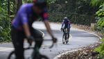 Aksi Pembalap Sepeda di Tour De Sabang 2024
