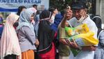 Potret Warga Jambi Serbu Operasi Pasar