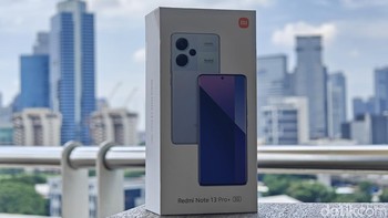 Redmi Note 13 Pro Plus diluncurkan 28 Februari lalu dan mulai dijual pada 1 Maret 2024. mFoto: Adi Fida Rahman/detikINET