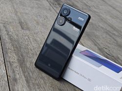 Unboxing Redmi Note 13 Pro Plus 5G: HP Xiaomi Rp 6 Juta Rasa Flagship