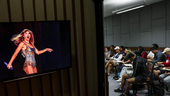 Dr. Cherish Aileen Brillon gives a lecture during the 