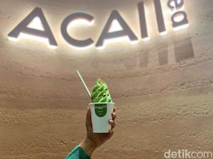 Unik! Kafe Ini Tawarkan Mochi Croissant Topping Es Krim Matcha