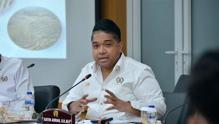 Anggota Komisi D DPRD DKI Jakrta Justin Adrian Untayana