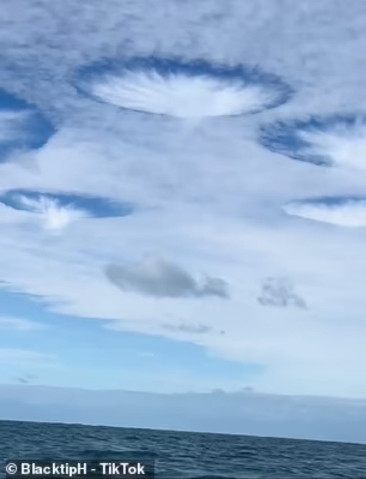 Awan Cavum