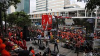 Dalam acara itu juga dimeriahkan band Nidji.