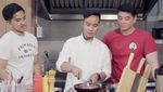 Begini Aksi Chef Arnold Saat Masak di IKN hingga untuk Jamuan KTT Asean Begini Aksi Chef Arnold Saat Masak di IKN hingga untuk Jamuan KTT Asean