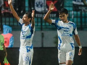PSIS Kalahkan Persik 2-1