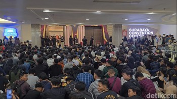 Babak grand final FFWS ID 2024 Spring diselenggarakan di Surabaya Convention Center di Pakuwon Trade Center Surabaya. Foto: (Panji Saputro/detikINET).