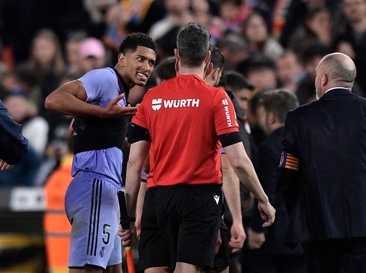 Bellingham Kira Sudah Bikin Gol Kemenangan, eh Justru Dikartu Merah