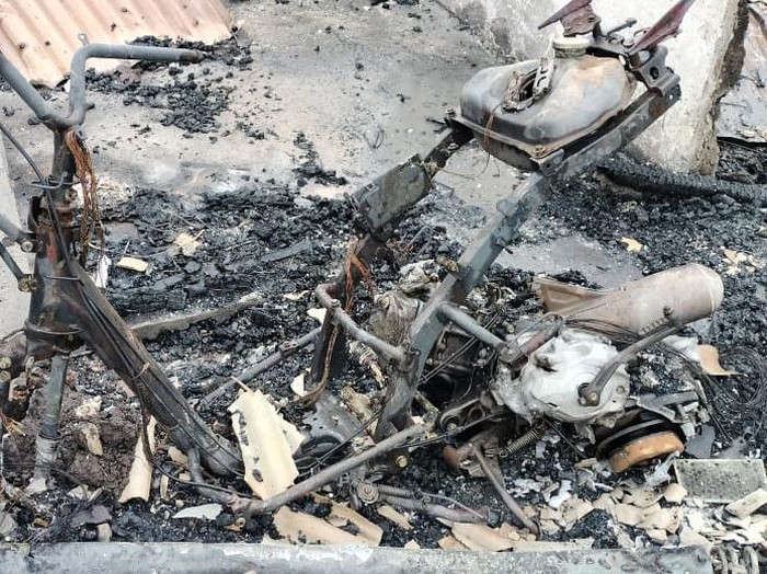 Kebakaran 29 kamar kos dengan bangunan semi permanen dan tiga warung di Denpasar, Bali, Minggu (3/3/2024). (Dok Polresta Denpasar)