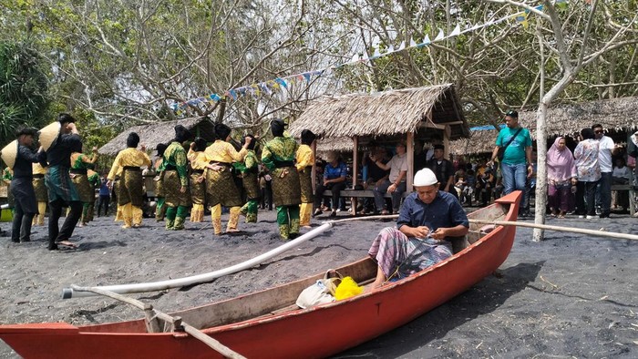 Kenduri Laot di Sabang Marine Festival. (Agus Setyadi/detikSumut)