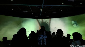 Pengunjung awalnya disambut dengan teater imersive mengenai penjelajahan antariksa yang memukau. Foto: Fitraya Ramadhanny/detikcom