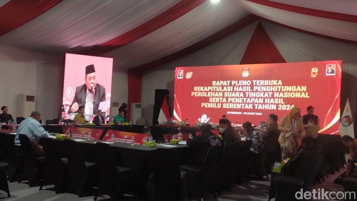 KPU lanjutkan rekapitulasi suara pilpres 2024