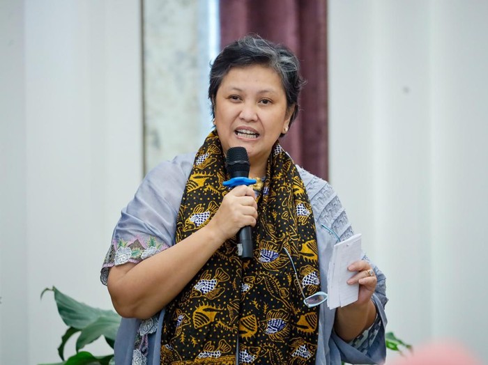 Lestari Moerdijat