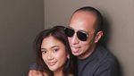 Jomblo Jangan Iri! 7 Potret Kemesraan Marion Jola dengan Dennis Talakua