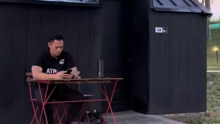 Menteri ATR Agus Harimurti Yudhoyono (AHY) mengunggah momen bermalam di IKN (Dok. Instagram AHY)
