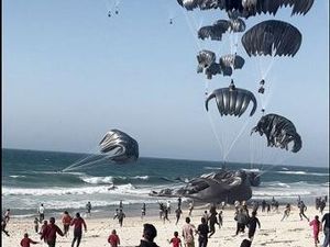 Ramai-Ramai Kirim Bantuan ke Gaza Via Udara