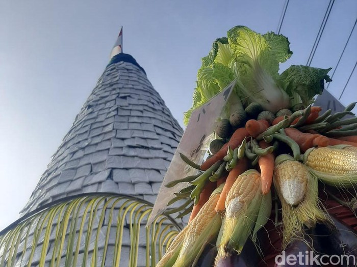 Ritual ruwat desa tumpeng raksasa di Sidoarjo jelang Ramadan