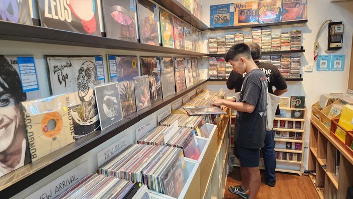 Salah satu toko yang didatangi Ed Sheeran di Pasar Santa, Jakarta (Adrial/detikcom)