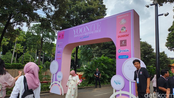 Serba Pinky! SONE Heboh Kumpul di Fanmeeting Yoona SNSD Jakarta