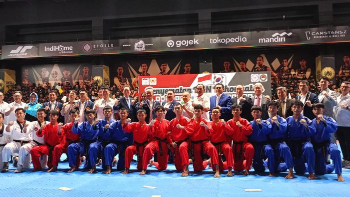 Rakernas PBTI ditutup oleh Ketua Umum PBTI, Richard Tampubolon, di GOR Dewa United Serpong, Jumat (1/3/2024). Rakernas ini juga dihadiri oleh Chairman Kukkiwon Taekwondo Internasional, Jeon Kab-kil.