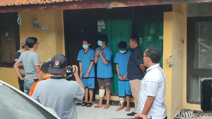 Tiga tersangka pembunuh Indriana (Dadang Hermansyah/detikcom)