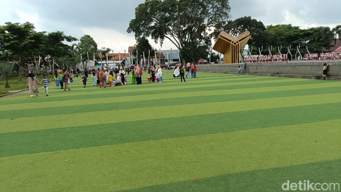 Wajah baru alun-alun Cianjur