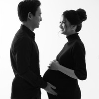 Unggahan Sabrina dan Belva Devara pun langsung banjir doa dan pujian dari netizen. Tak sedikit yang mendoakan agar Sabrina dan bayi di perutnya selalu sehat hingga proses persalinan. Namun tak sedikit juga yang memuji Sabrina karena dinilai tetap cantik meski sedang hamil. Foto: Instagram/@sabrinaanggraini