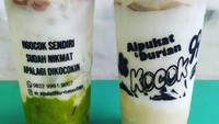 Tersedia dalam berbagai varian rasa, ada es alpukat kocok menyegarkan di Jalan Pedongkelan Raya No.88, Jakarta Barat. Harga segelas es alpukat kocoknya dipatok mulai dari Rp 9.000 per gelas. Foto: Istimewa